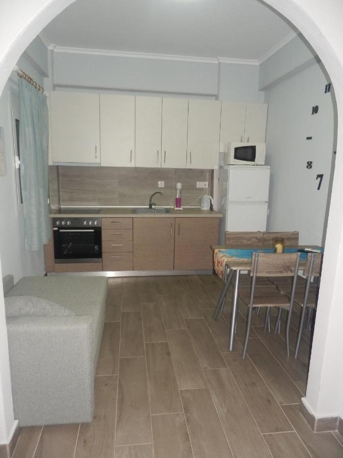 Zephyros Family Apartments 1 Ormos Panagias Ngoại thất bức ảnh